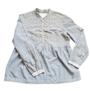 Johnny Was Blue Chambray Pin Stripe Embroider Floral Boho 3J Workshop Top